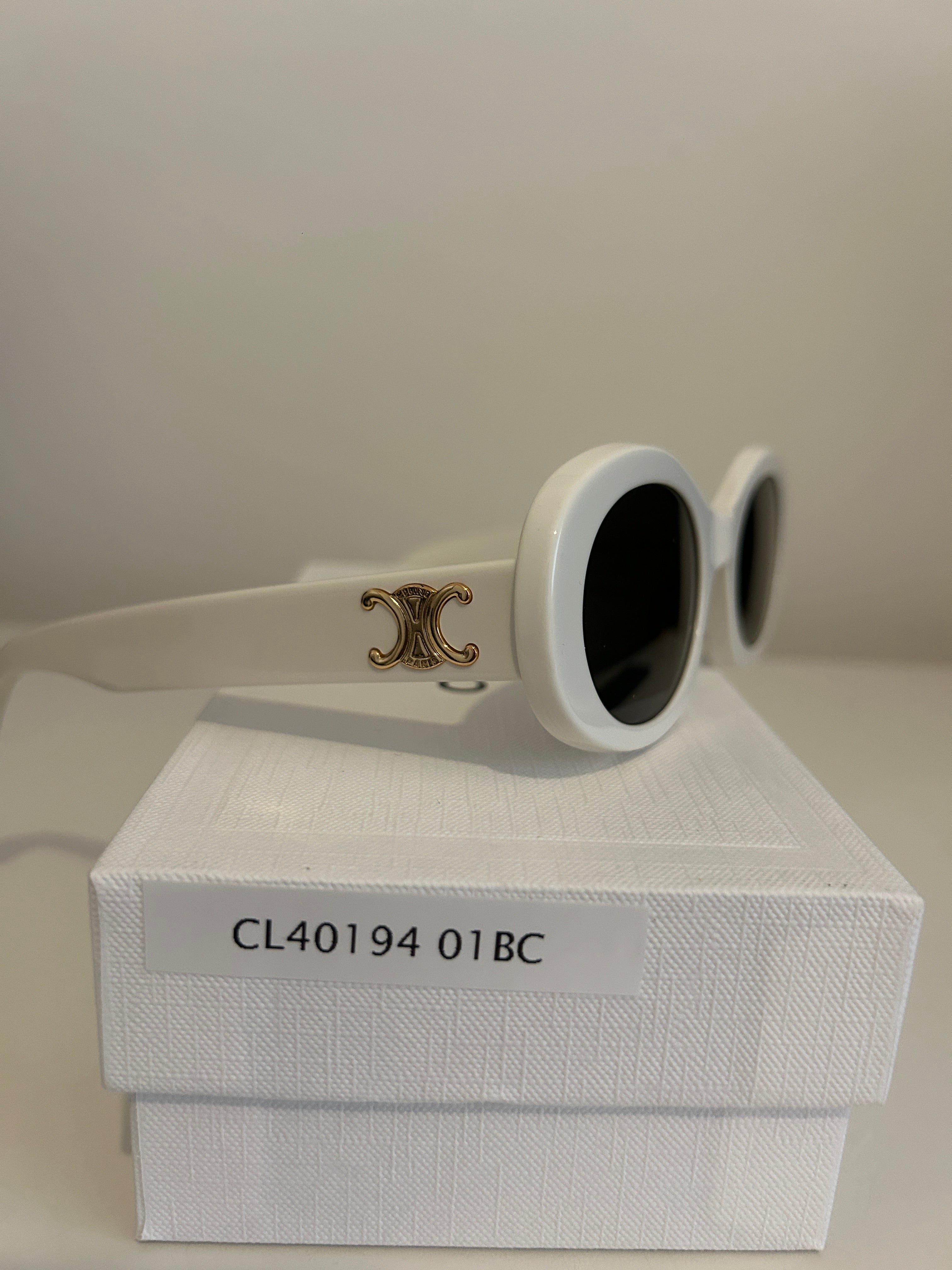 CELINE Triomphe Sunglasses CL40194U