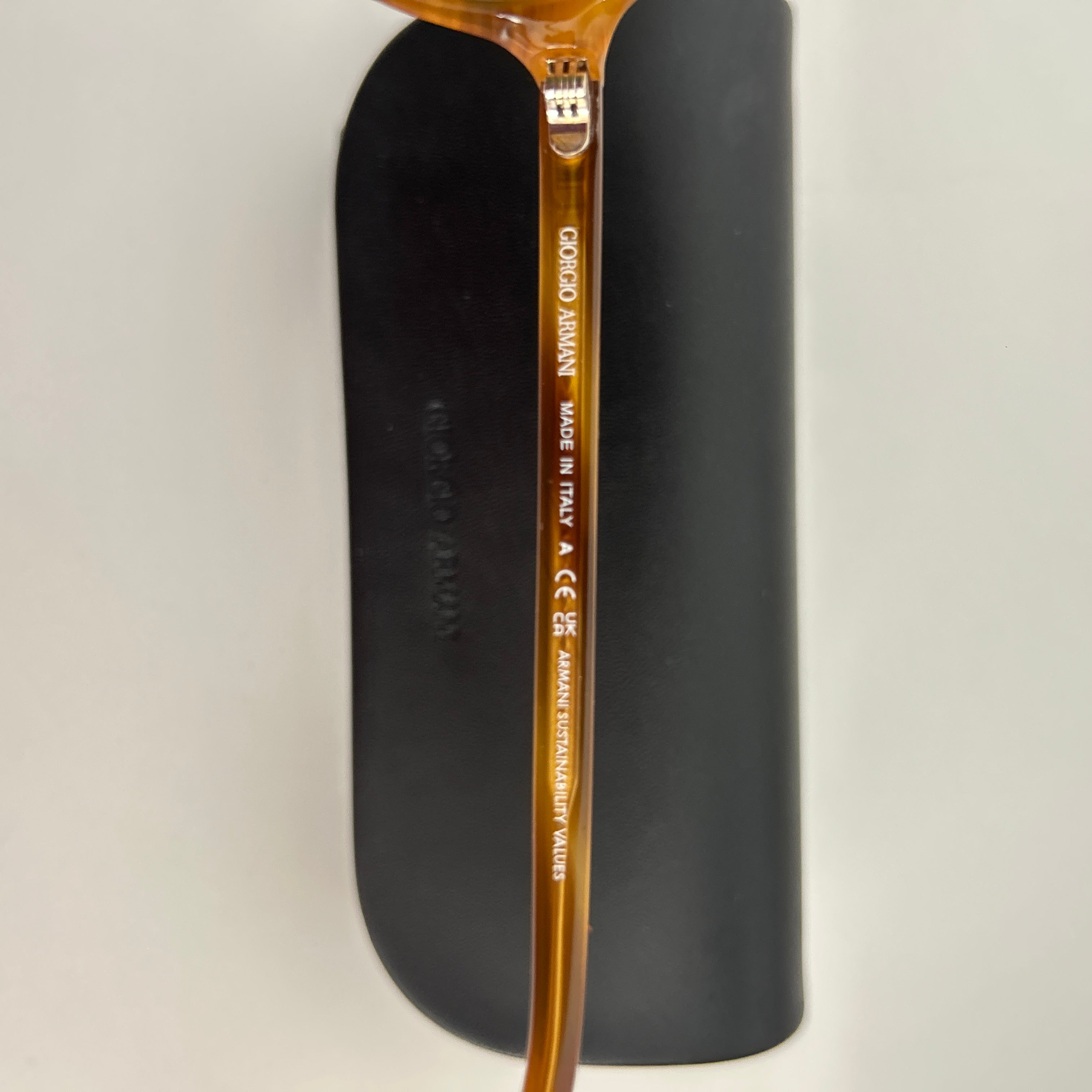 Giorgio Armani AR8219U
