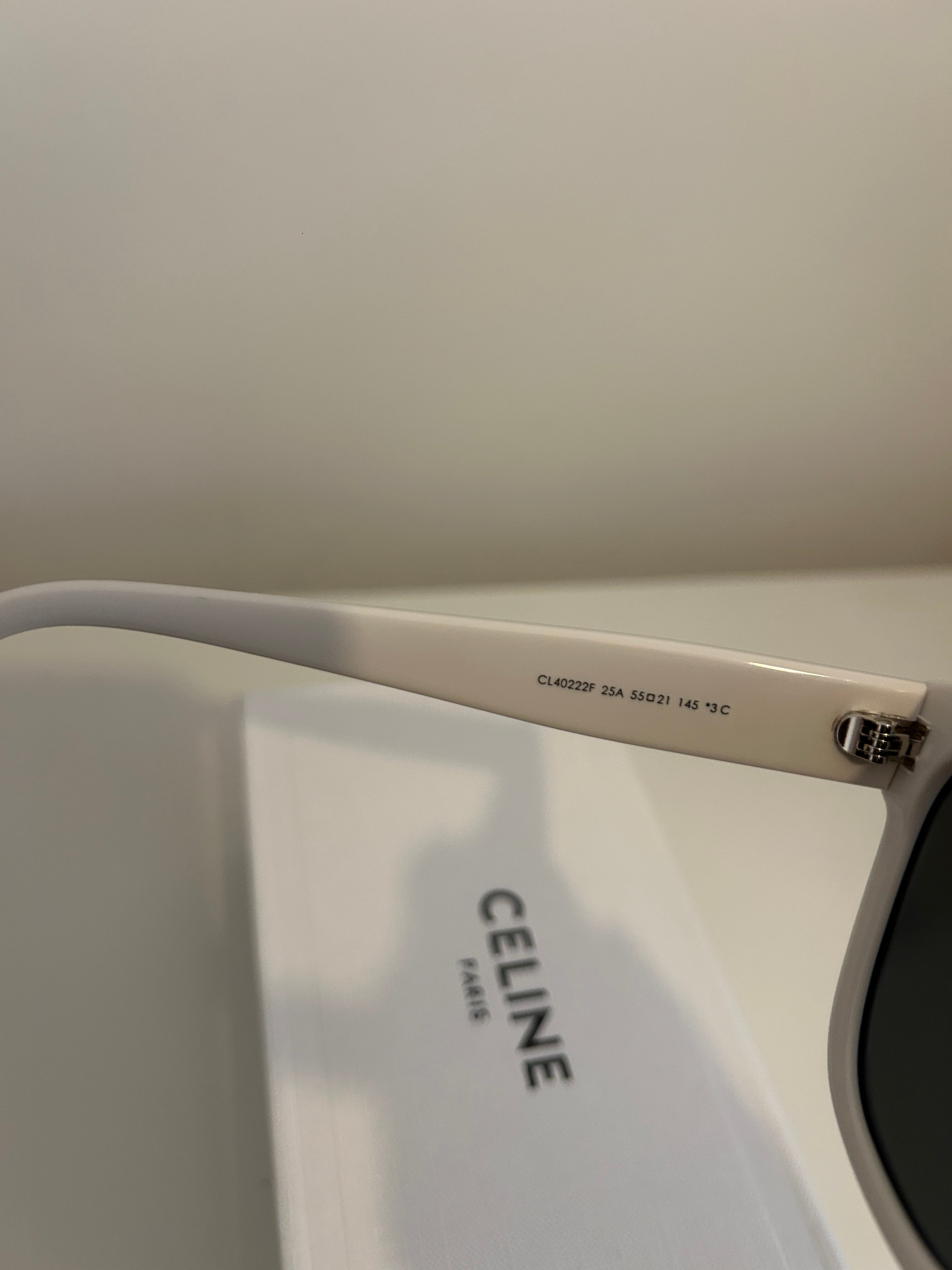 CELINE CL40222F 25A