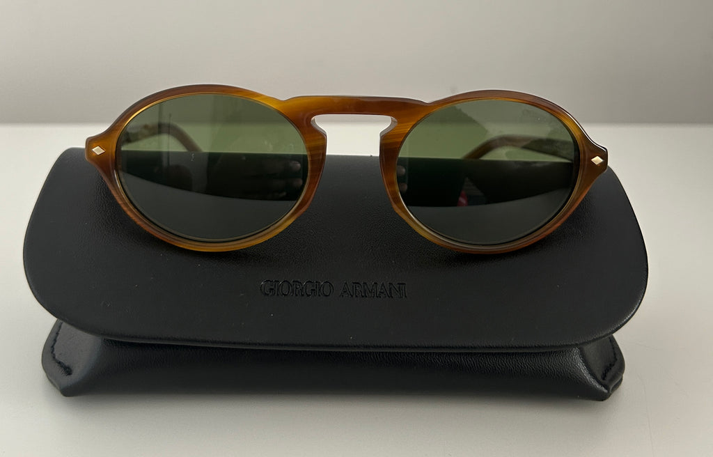 Giorgio Armani AR8219U